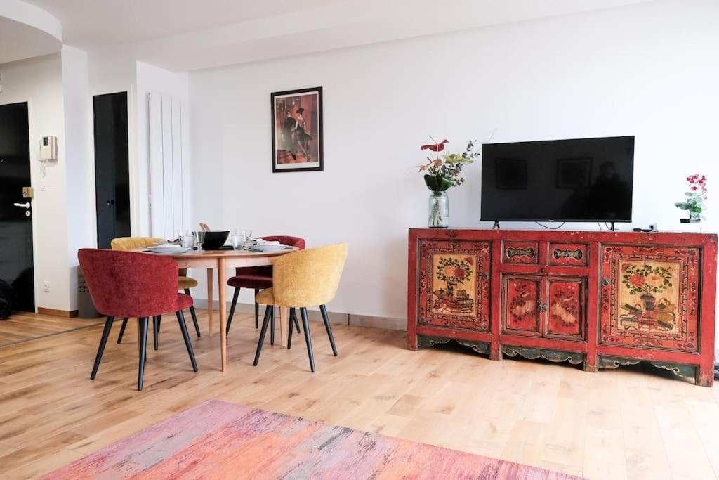 Le Joyau Des Parcs Classe 4 Etoiles Appartement Central Au Calme Avec Terrasse Vichy Buitenkant foto